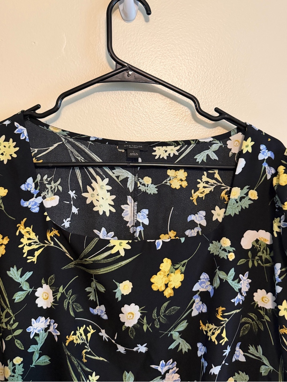 Ann Taylor Black Floral Square Neck Peplum Blouse - Picture 3 of 5